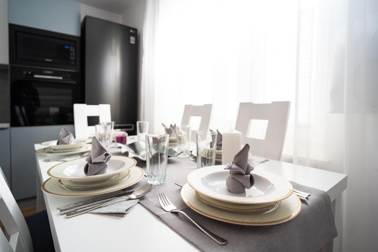 Apartament Zielony Przyladek Brwinow Exterior foto